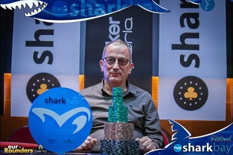 Michele Caroli es la campeona del evento principal de Sharkbay en Casino Perla